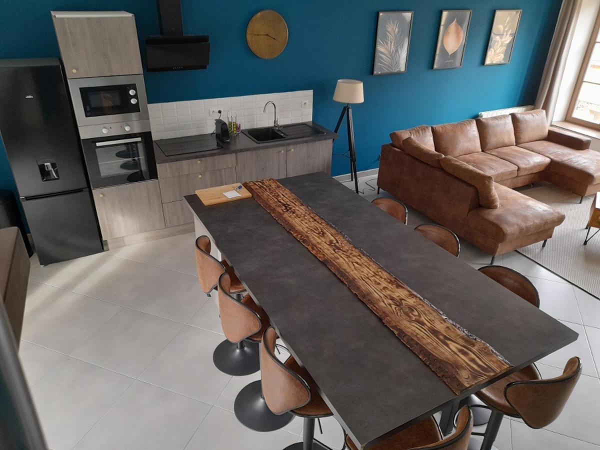 Appartement Moderne Et Spacieux Sedan Bagian luar foto